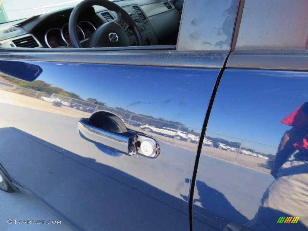 2008 Versa 1.8 SL Hatchback - Blue Onyx / Charcoal photo #24