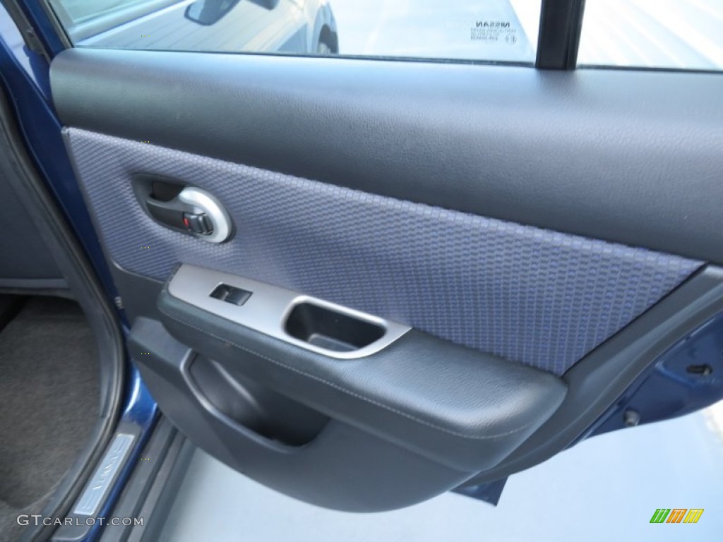 2008 Versa 1.8 SL Hatchback - Blue Onyx / Charcoal photo #29