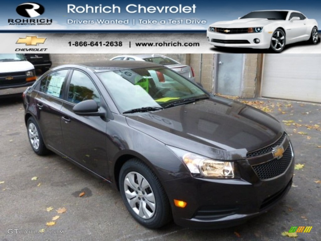 2014 Cruze LS - Tungsten Metallic / Jet Black/Medium Titanium photo #1