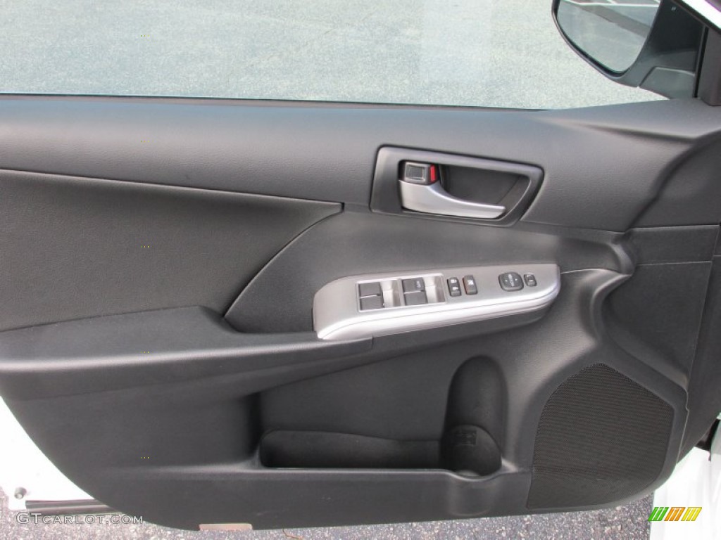 2014 Camry SE - Super White / Black photo #4