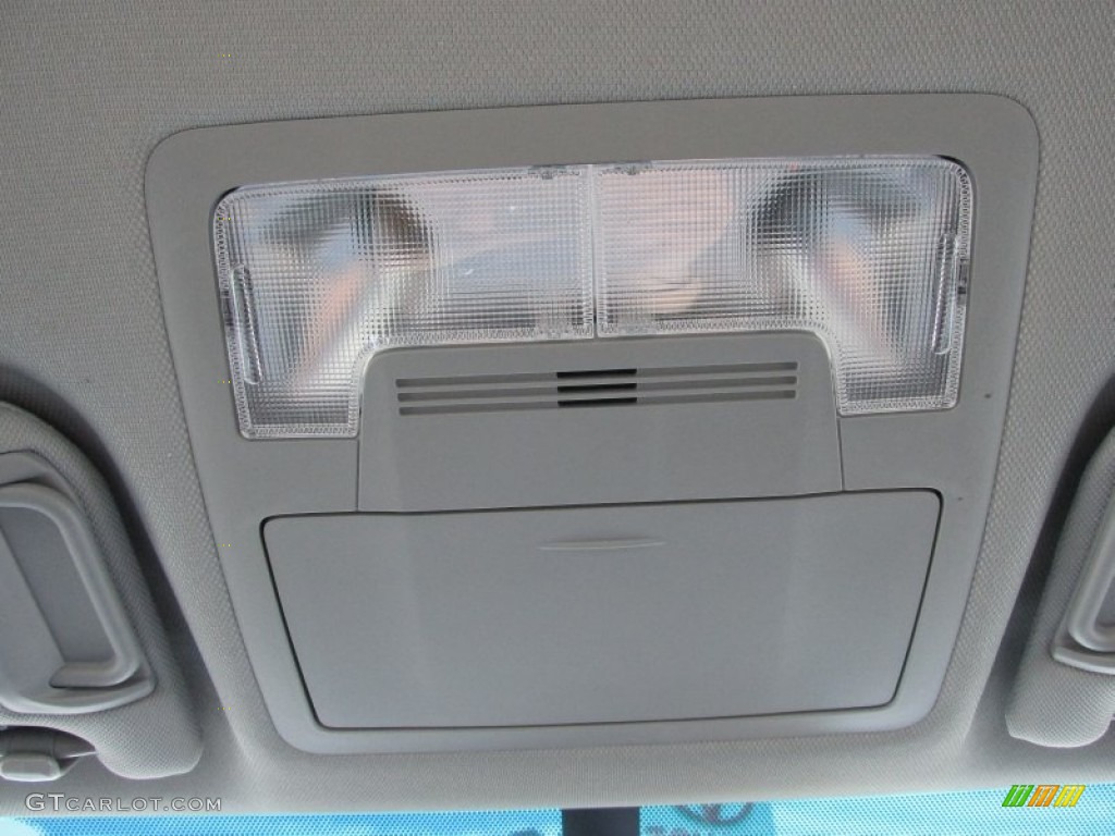 2014 Camry SE - Super White / Black photo #13