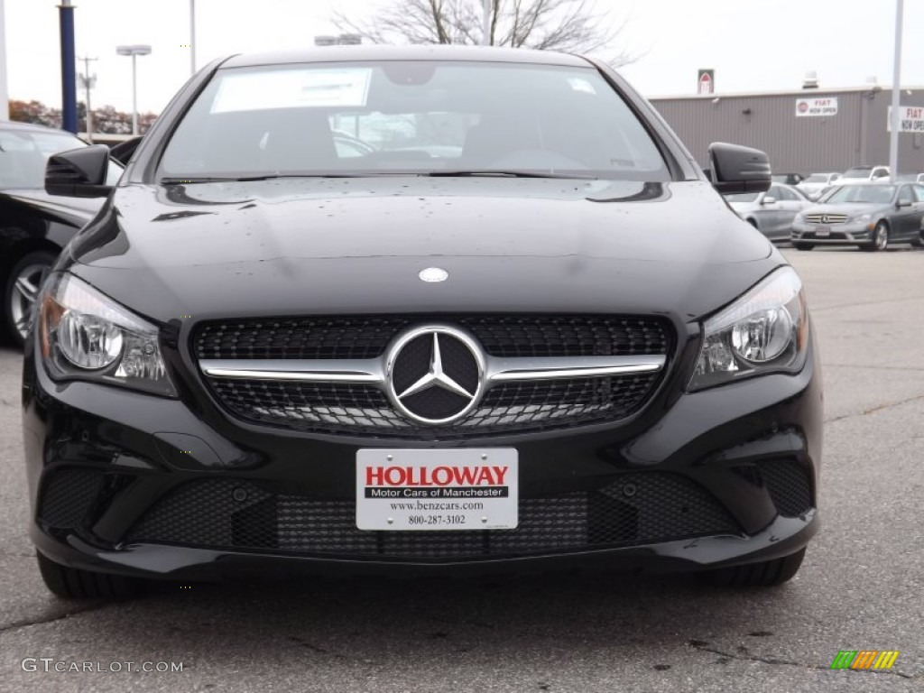 2014 CLA 250 - Night Black / Black photo #2