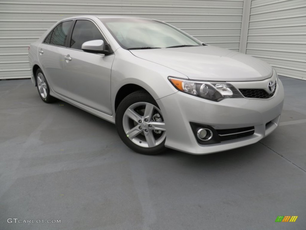 2014 Camry SE - Classic Silver Metallic / Black photo #1