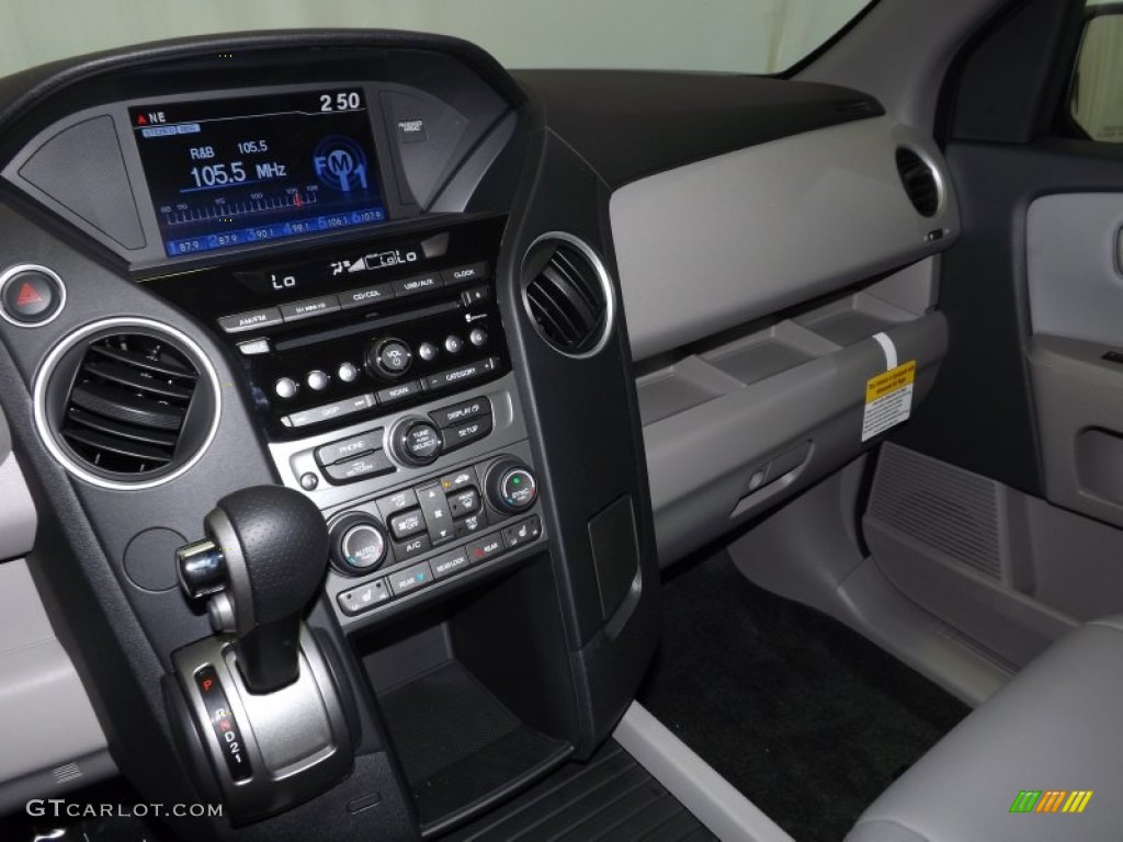 2014 Pilot EX-L - Modern Steel Metallic / Gray photo #12