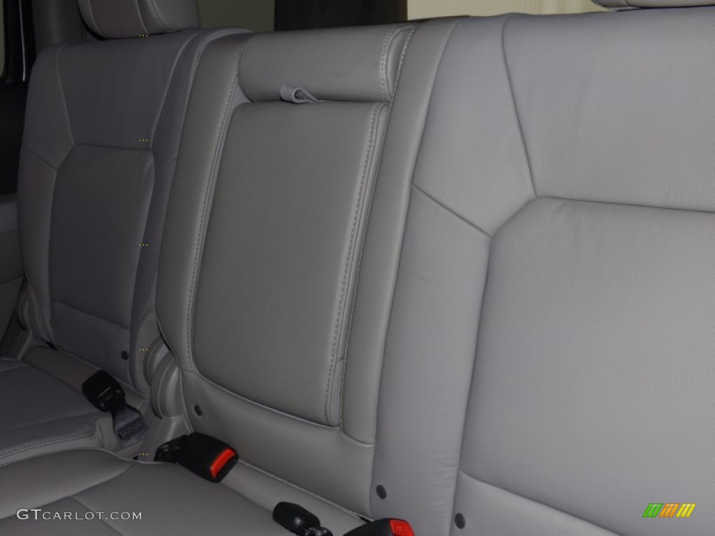 2014 Pilot EX-L - Modern Steel Metallic / Gray photo #26