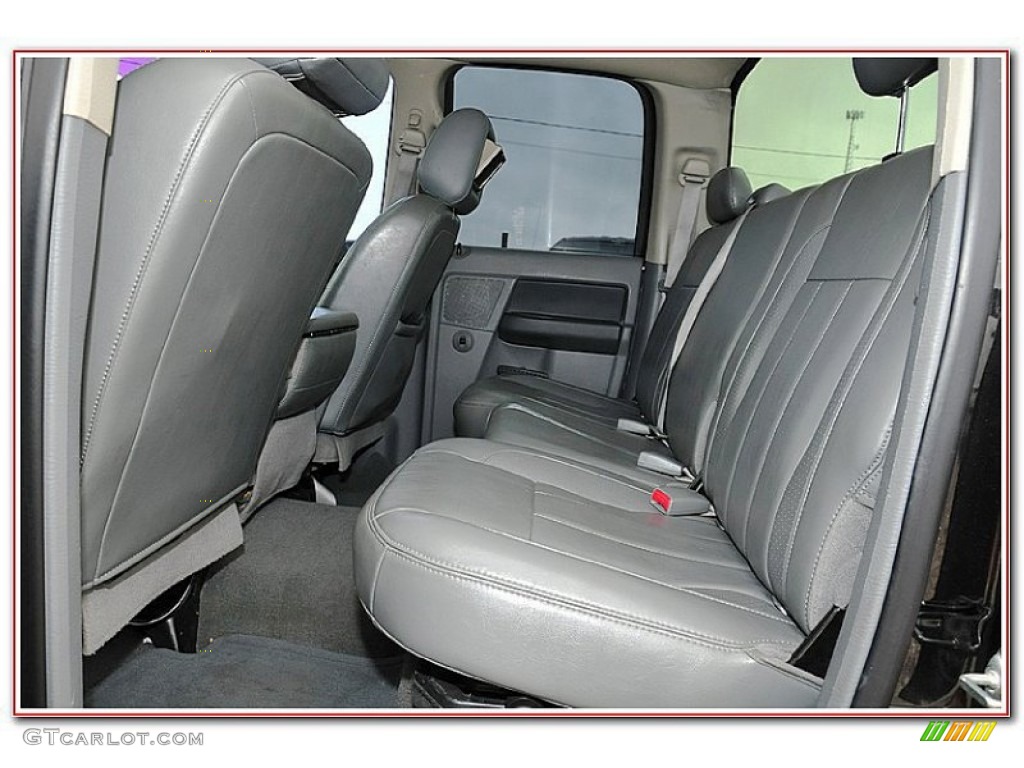 2007 Ram 2500 Laramie Quad Cab 4x4 - Brilliant Black / Medium Slate Gray photo #27