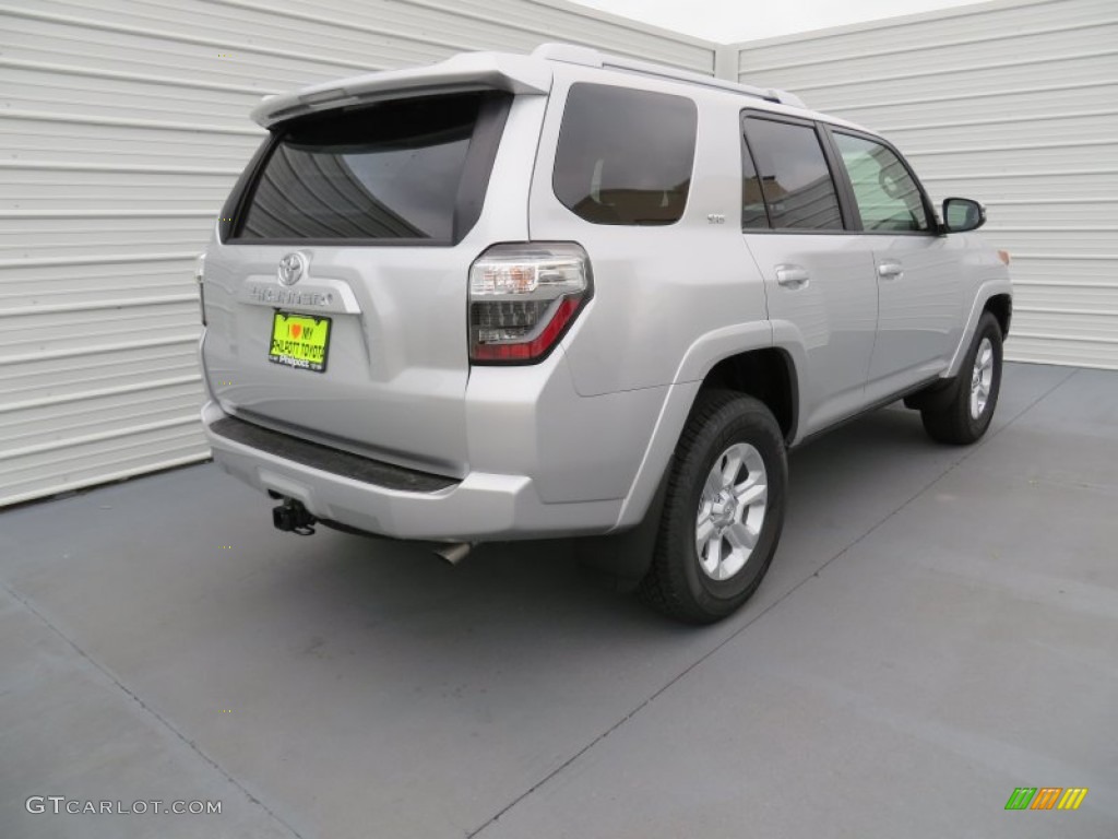 2014 4Runner SR5 - Classic Silver Metallic / Graphite photo #4