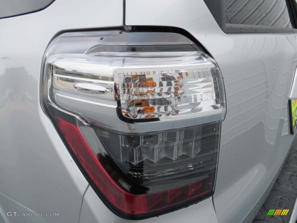 2014 4Runner SR5 - Classic Silver Metallic / Graphite photo #14