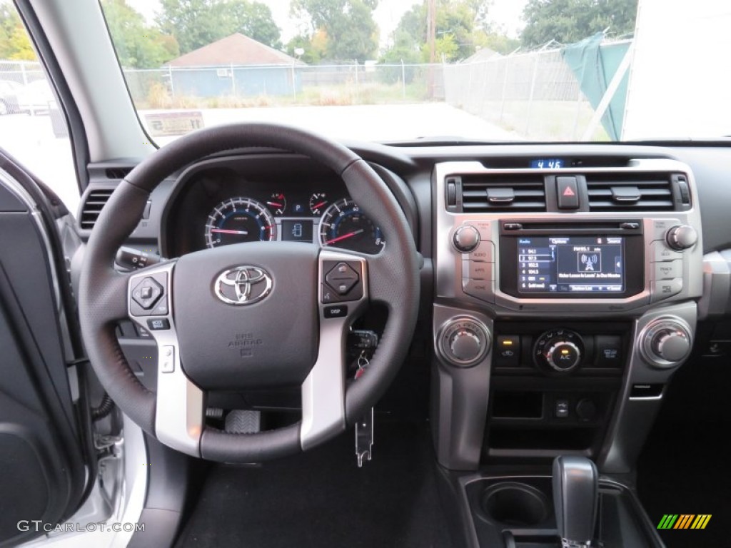 2014 4Runner SR5 - Classic Silver Metallic / Graphite photo #28