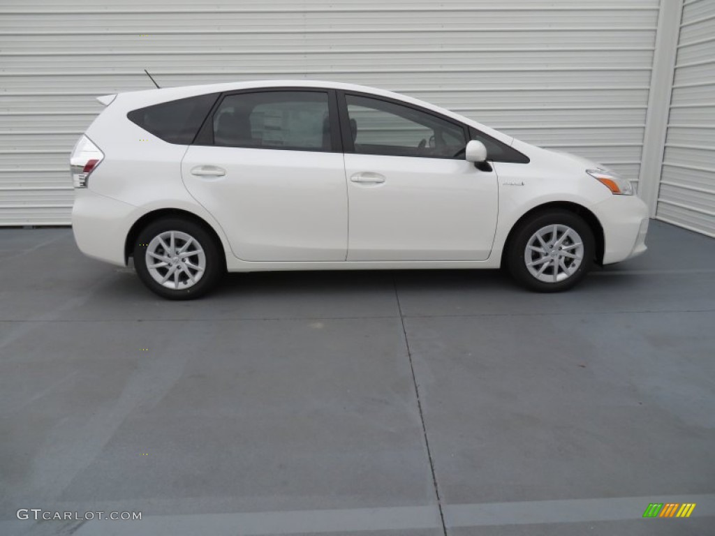 Blizzard White Pearl 2014 Toyota Prius v Three Exterior Photo #87845687