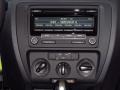Black - Jetta SE Sedan Photo No. 16