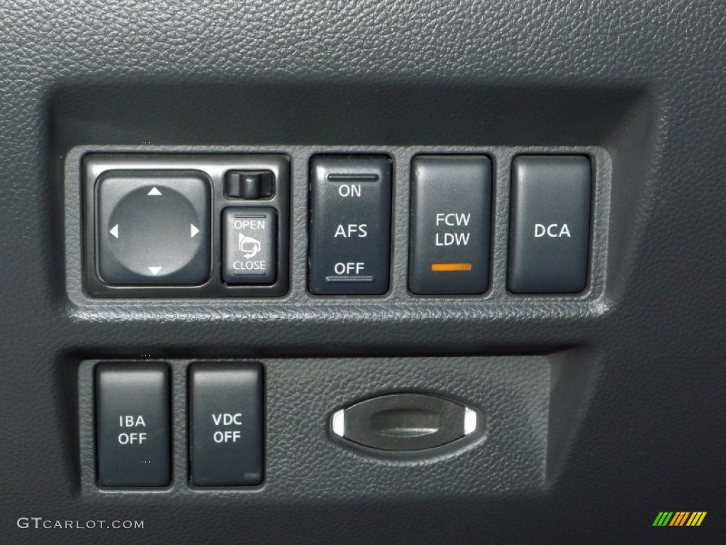 2009 Infiniti FX 50 AWD S Controls Photo #87849401