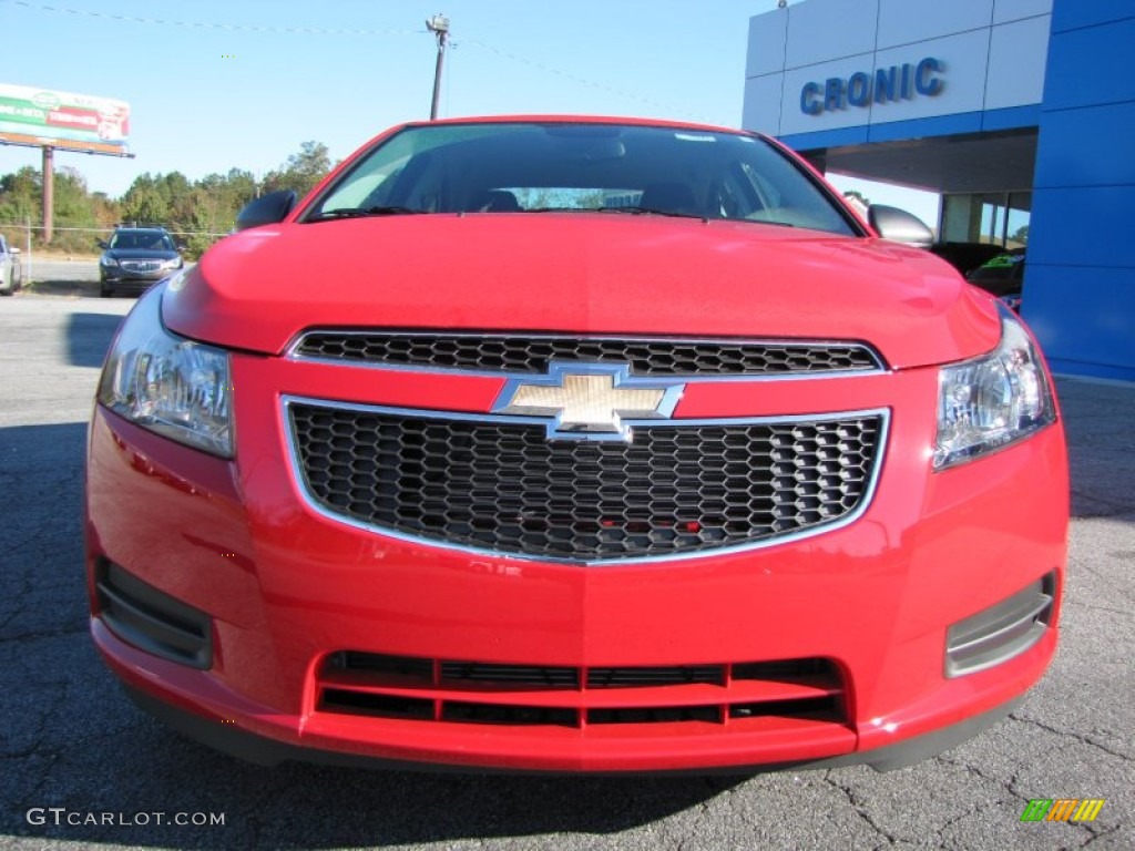 2014 Cruze LS - Red Hot / Jet Black/Medium Titanium photo #2