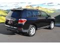 Black - Highlander V6 4WD Photo No. 3