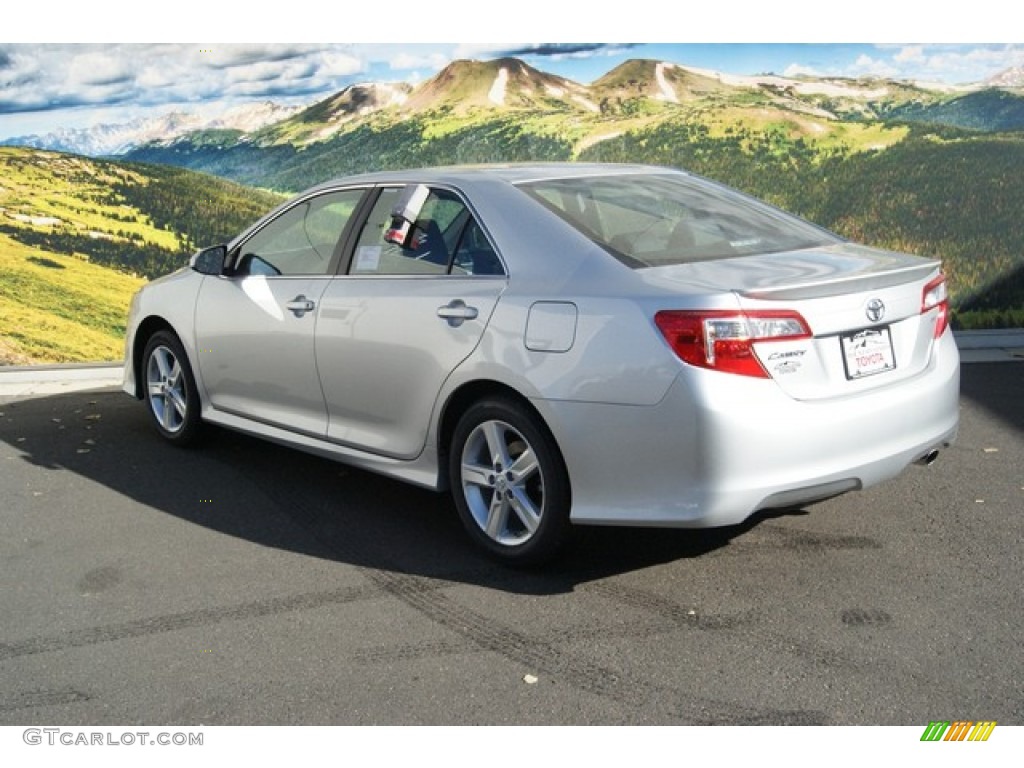 2014 Camry SE - Classic Silver Metallic / Black photo #3