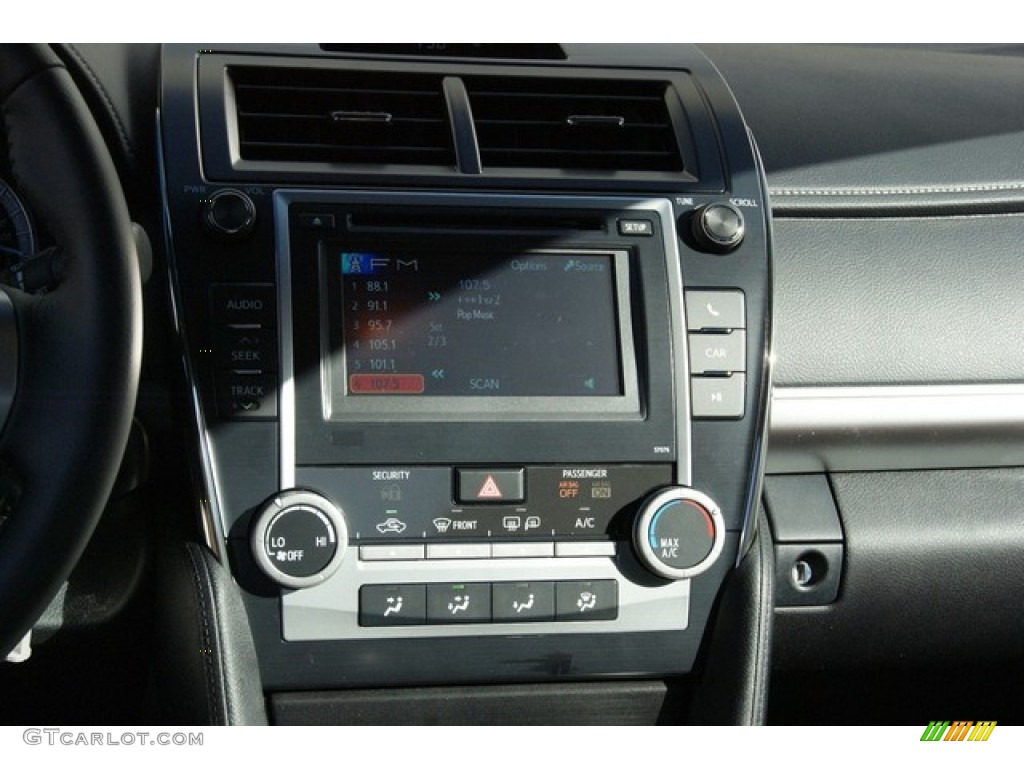 2014 Camry SE - Classic Silver Metallic / Black photo #6