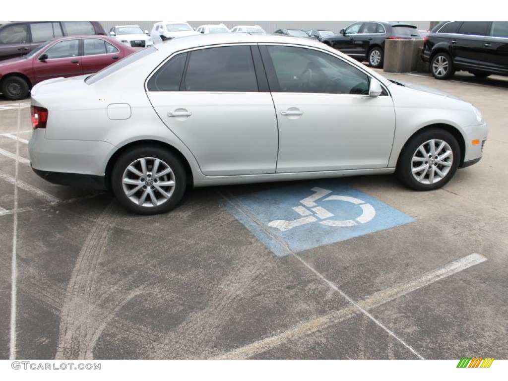 2010 Jetta Limited Edition Sedan - Reflex Silver Metallic / Titan Black photo #9