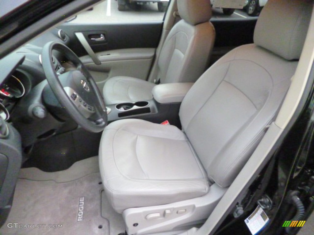 2011 Rogue SV AWD - Wicked Black / Gray photo #7