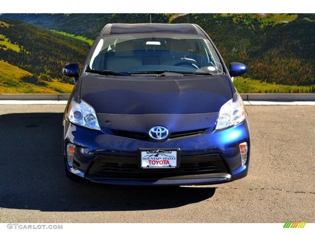 2014 Prius Three Hybrid - Nautical Blue Metallic / Misty Gray photo #2