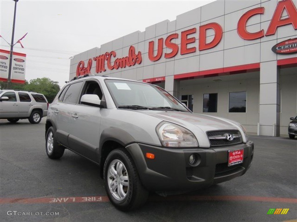 2008 Tucson SE - Platinum Silver / Gray photo #1