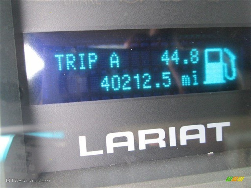 2010 F150 Lariat SuperCrew 4x4 - Dark Blue Pearl Metallic / Medium Stone photo #16