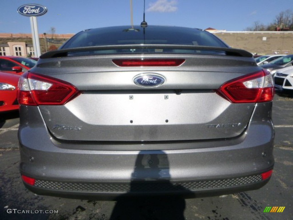 2014 Focus Titanium Sedan - Sterling Gray / Charcoal Black photo #3