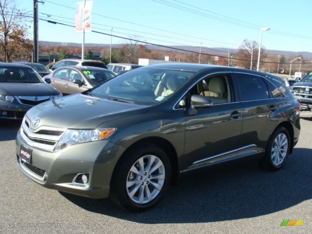 2013 Venza LE AWD - Cypress Green Pearl / Ivory photo #3