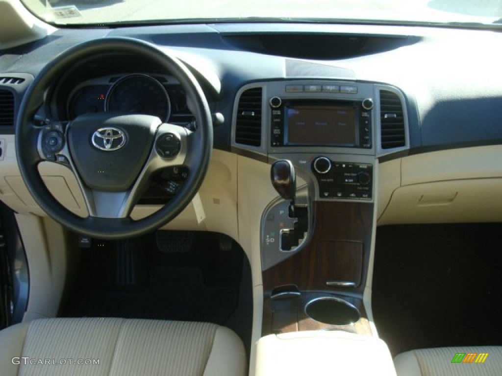 2013 Venza LE AWD - Cypress Green Pearl / Ivory photo #9