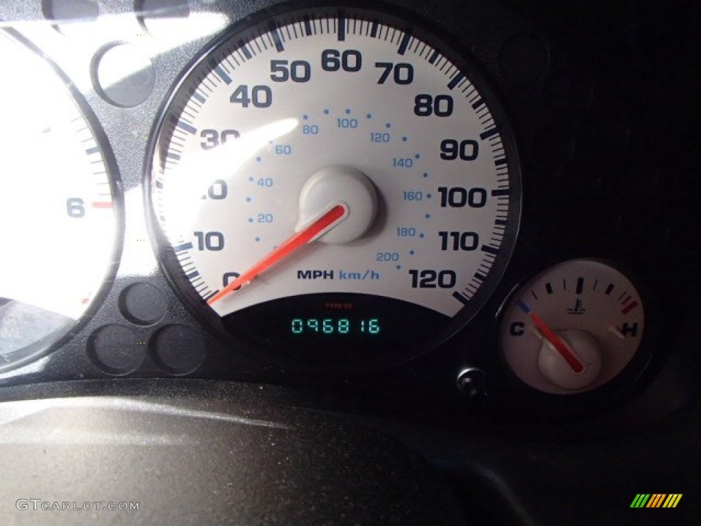2004 Liberty Sport 4x4 - Deep Molten Red Pearl / Dark Slate Gray photo #19