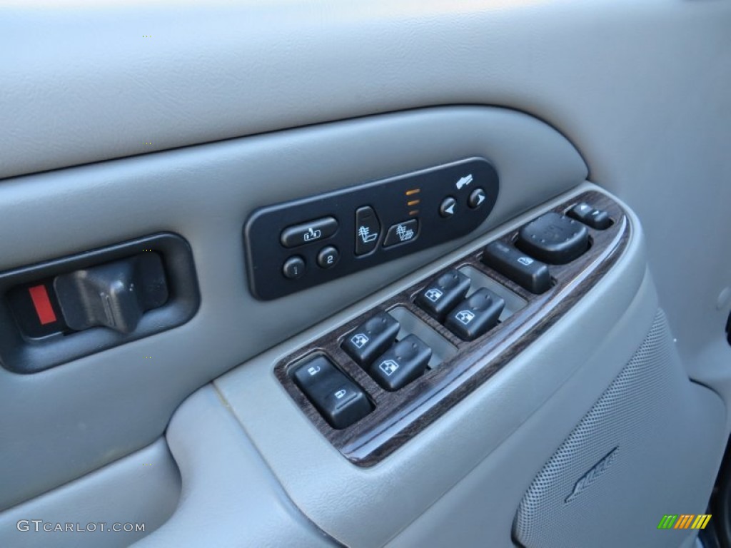 2005 Yukon Denali AWD - Onyx Black / Stone Gray photo #34