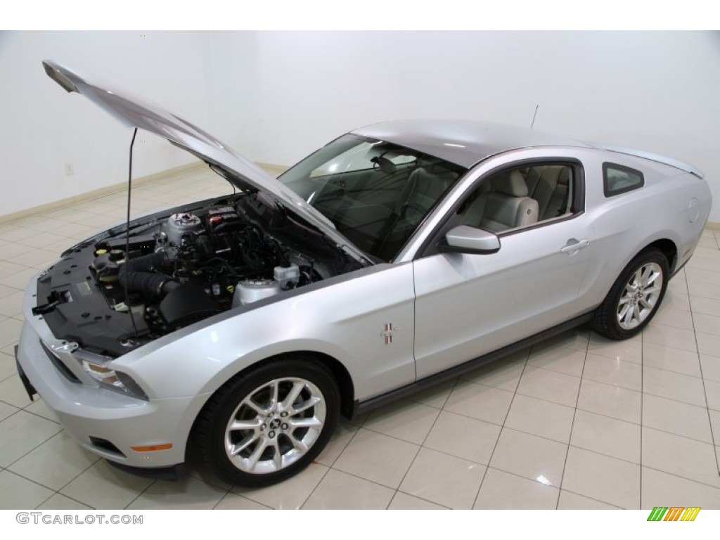 2010 Mustang V6 Premium Coupe - Brilliant Silver Metallic / Stone photo #20