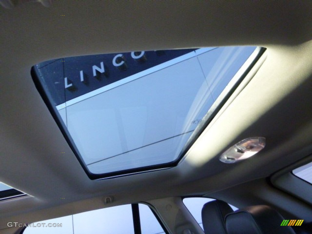 2011 MKX AWD - Mediterranean Blue Metallic / Charcoal Black photo #18