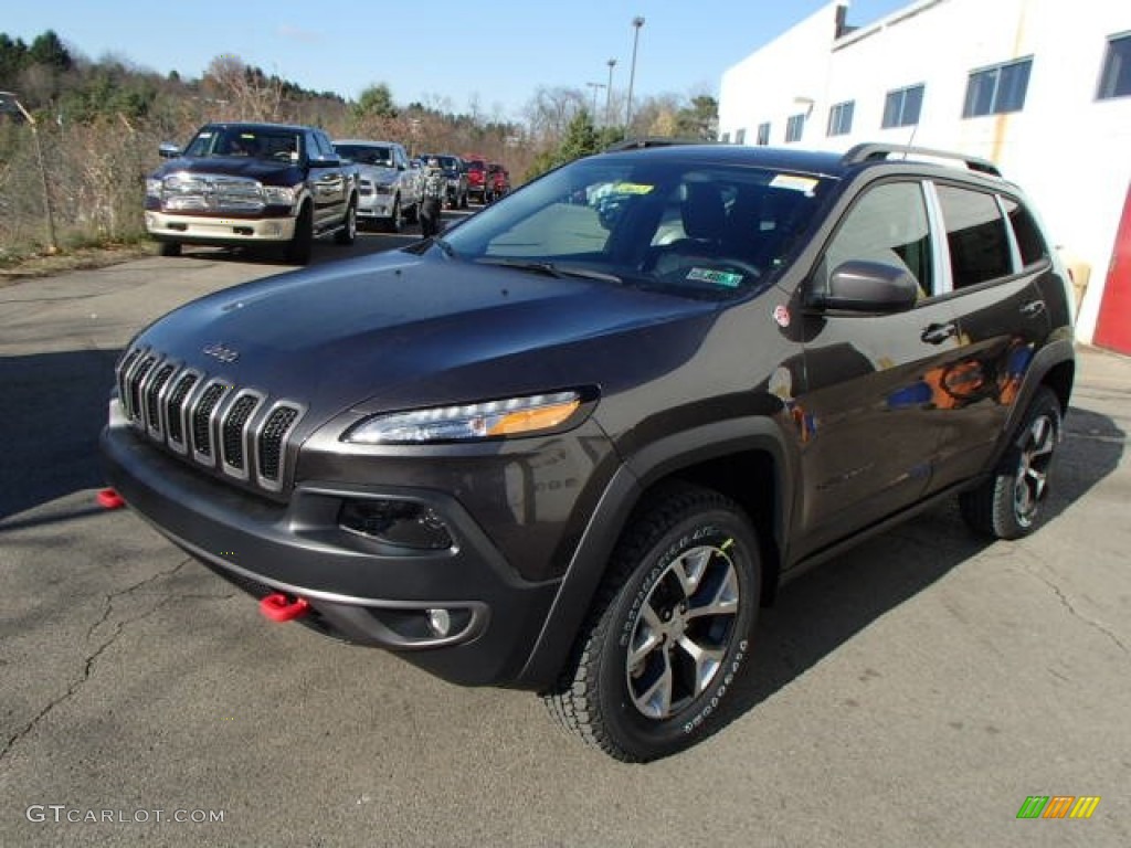 Granite Crystal Metallic 2014 Jeep Cherokee Trailhawk 4x4 Exterior Photo #87881842