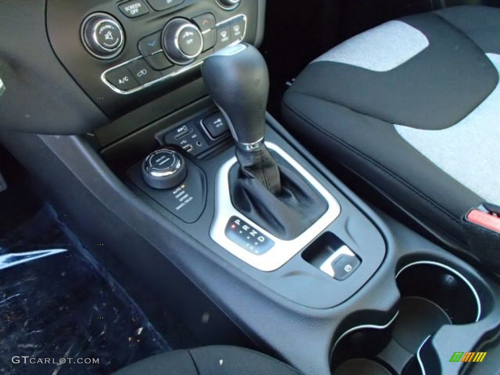 2014 Jeep Cherokee Latitude 4x4 9 Speed Automatic Transmission Photo #87883062