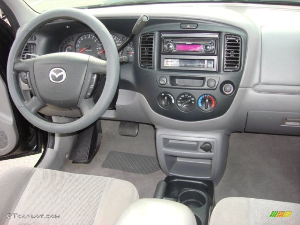 2002 Tribute LX V6 - Black / Gray photo #12