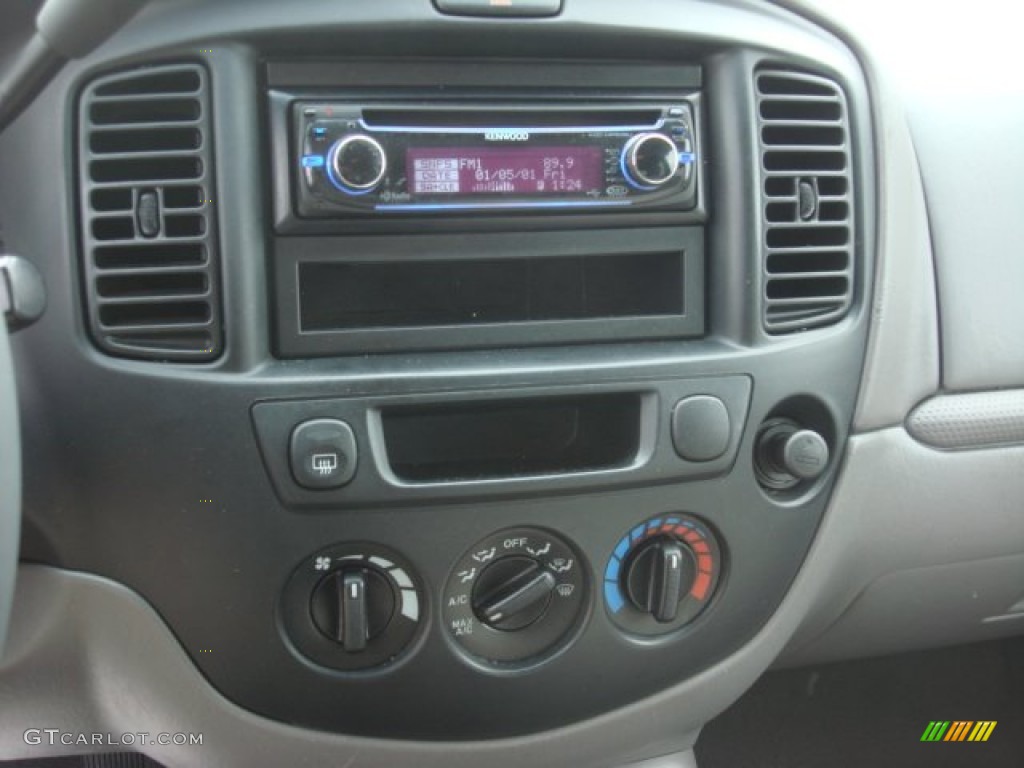 2002 Tribute LX V6 - Black / Gray photo #16