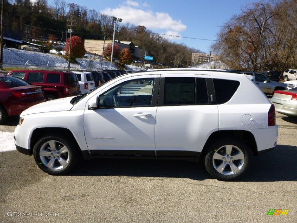 2014 Compass Latitude 4x4 - Bright White / Dark Slate Gray photo #2