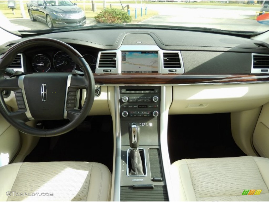 2011 MKS FWD - Sterling Gray Metallic / Cashmere photo #19