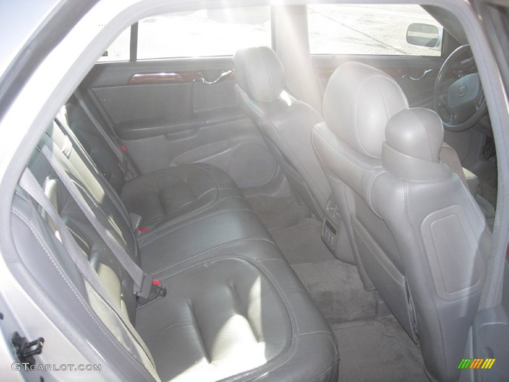 2003 DeVille Sedan - Sterling Silver / Dark Gray photo #6