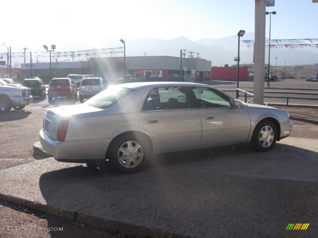 2003 DeVille Sedan - Sterling Silver / Dark Gray photo #12