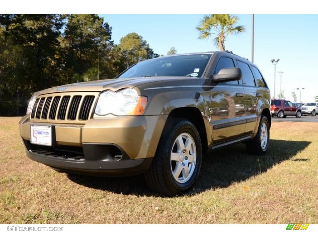 Olive Green Metallic Jeep Grand Cherokee