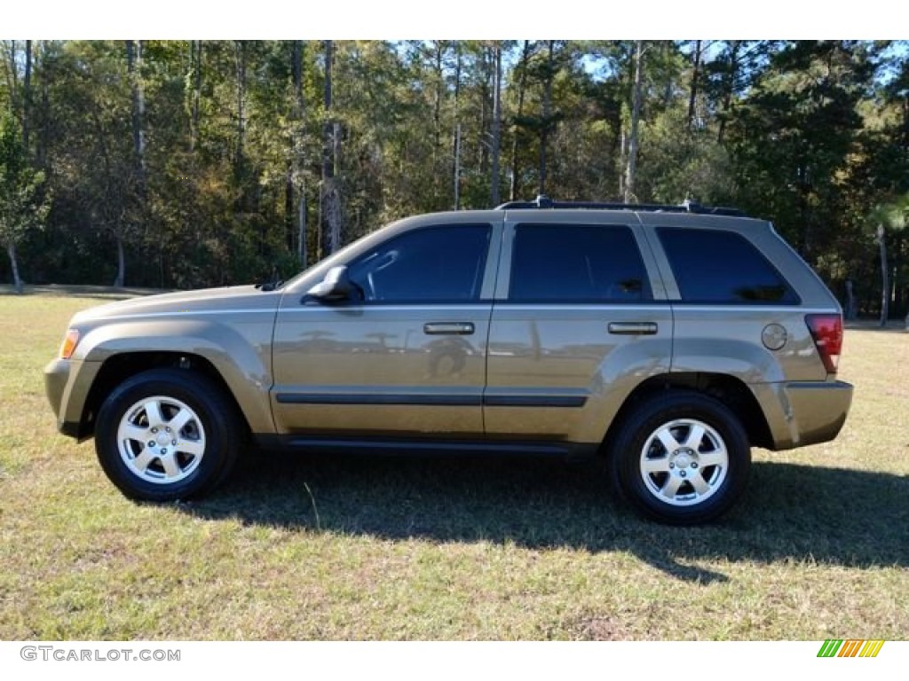 2009 Grand Cherokee Laredo - Olive Green Metallic / Medium Slate Gray/Dark Slate Gray photo #8