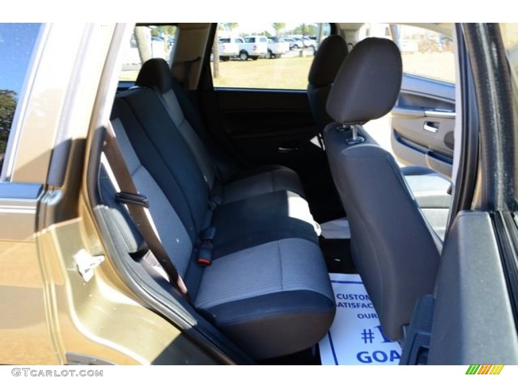 2009 Grand Cherokee Laredo - Olive Green Metallic / Medium Slate Gray/Dark Slate Gray photo #16