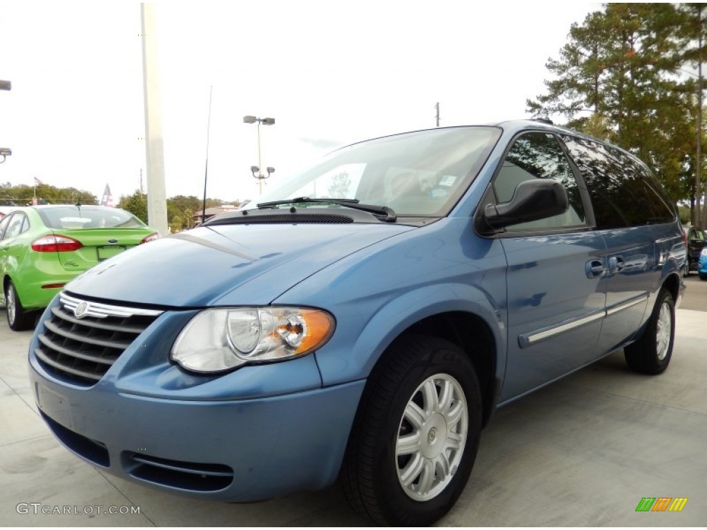 Marine Blue Pearl Chrysler Town & Country