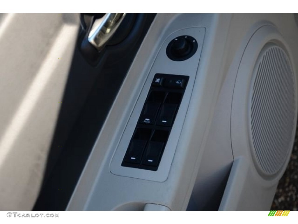 2006 Charger R/T - Stone White / Dark Slate Gray/Light Graystone photo #12