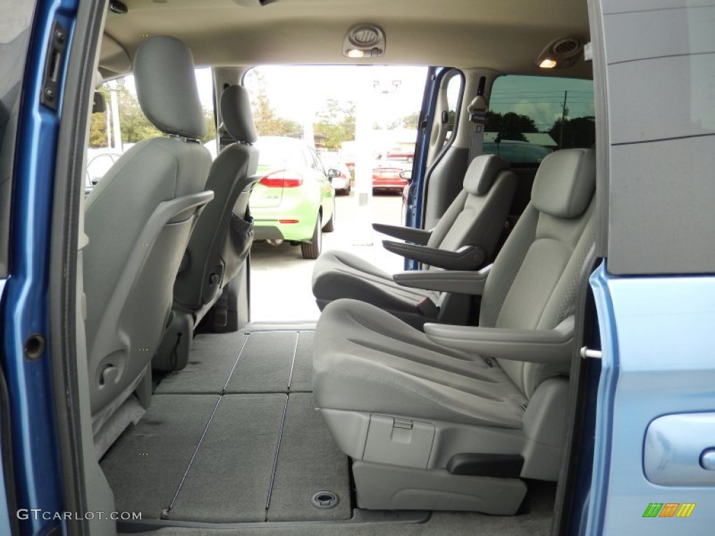 2007 Town & Country Touring - Marine Blue Pearl / Medium Slate Gray photo #15
