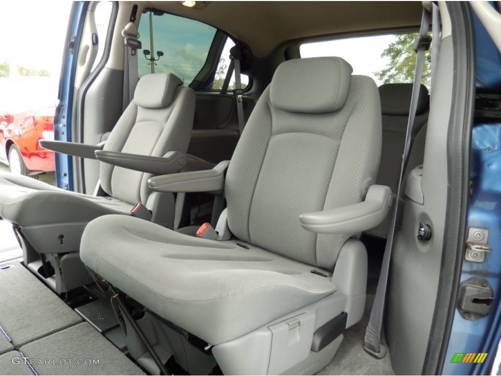 2007 Town & Country Touring - Marine Blue Pearl / Medium Slate Gray photo #16