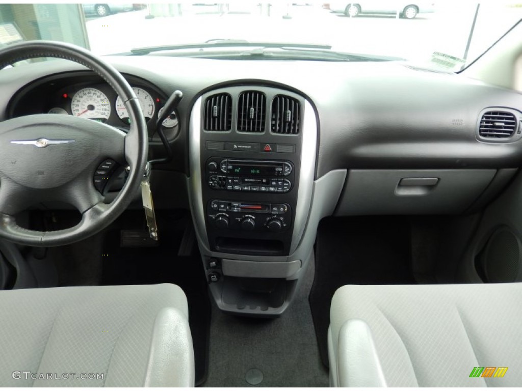 2007 Town & Country Touring - Marine Blue Pearl / Medium Slate Gray photo #20