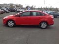 Race Red - Focus SE Sedan Photo No. 4