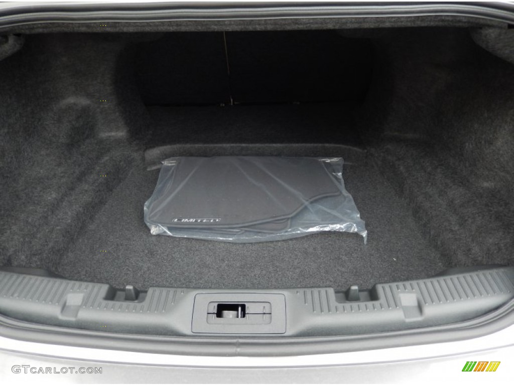 2014 Ford Taurus Limited Trunk Photo #87897337